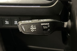 musta Audi Q4 e-tron 2024 kuva 20.
