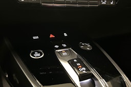 musta Audi Q4 e-tron 2024 kuva 21.