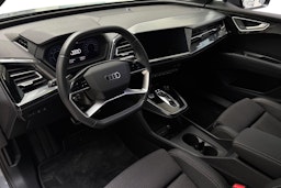harmaa Audi Q4 e-tron 2024 kuva 7.
