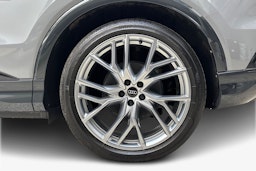 harmaa Audi Q4 e-tron 2024 kuva 11.