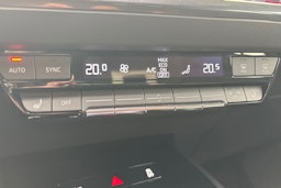 harmaa Audi Q4 e-tron 2024 kuva 25.