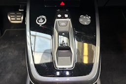harmaa Audi Q4 e-tron 2024 kuva 26.