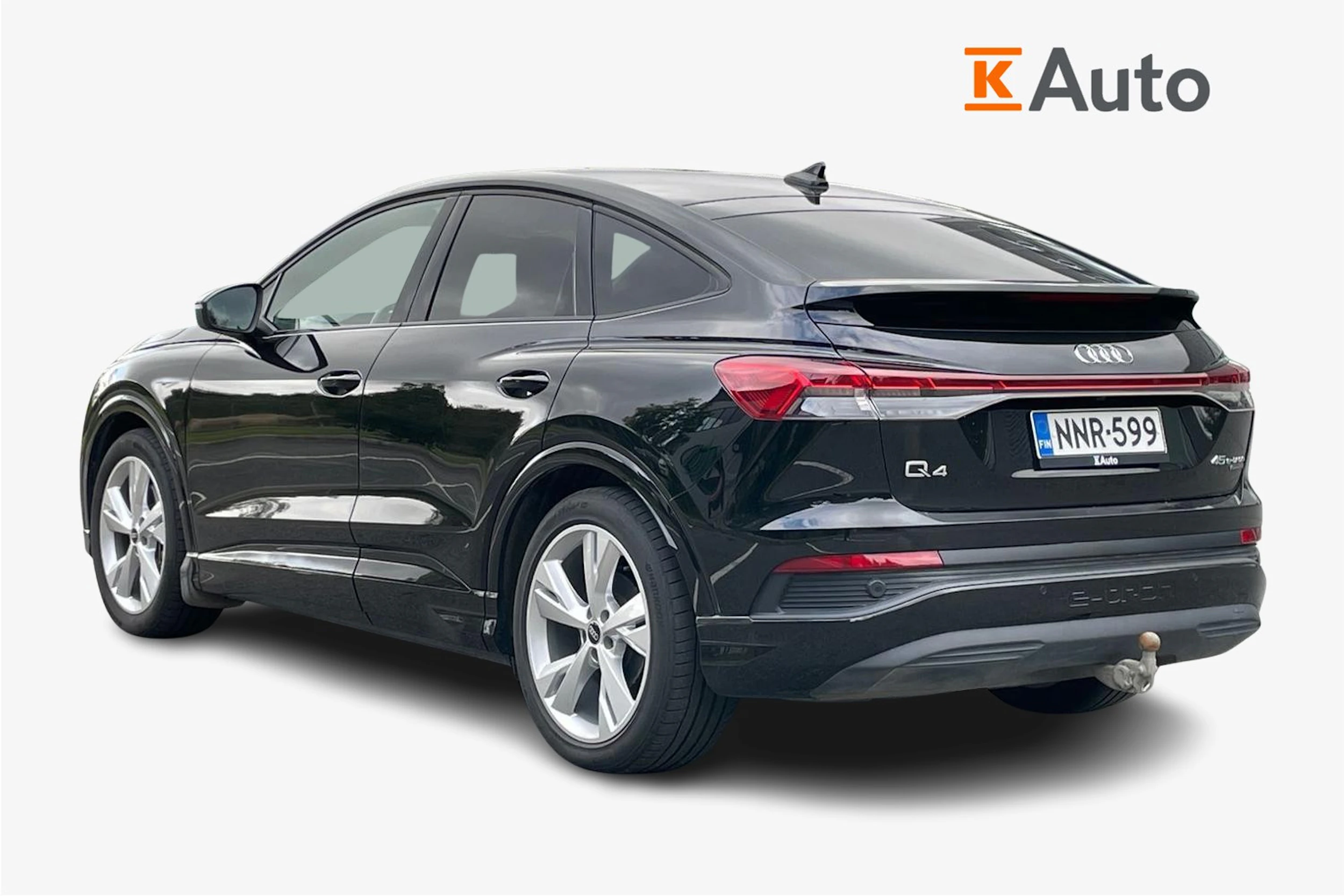 musta Audi Q4 e-tron 2024 kuva 2.