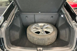 musta Audi Q4 e-tron 2024 kuva 11.