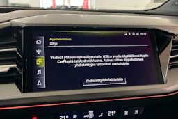musta Audi Q4 e-tron 2024 kuva 16.