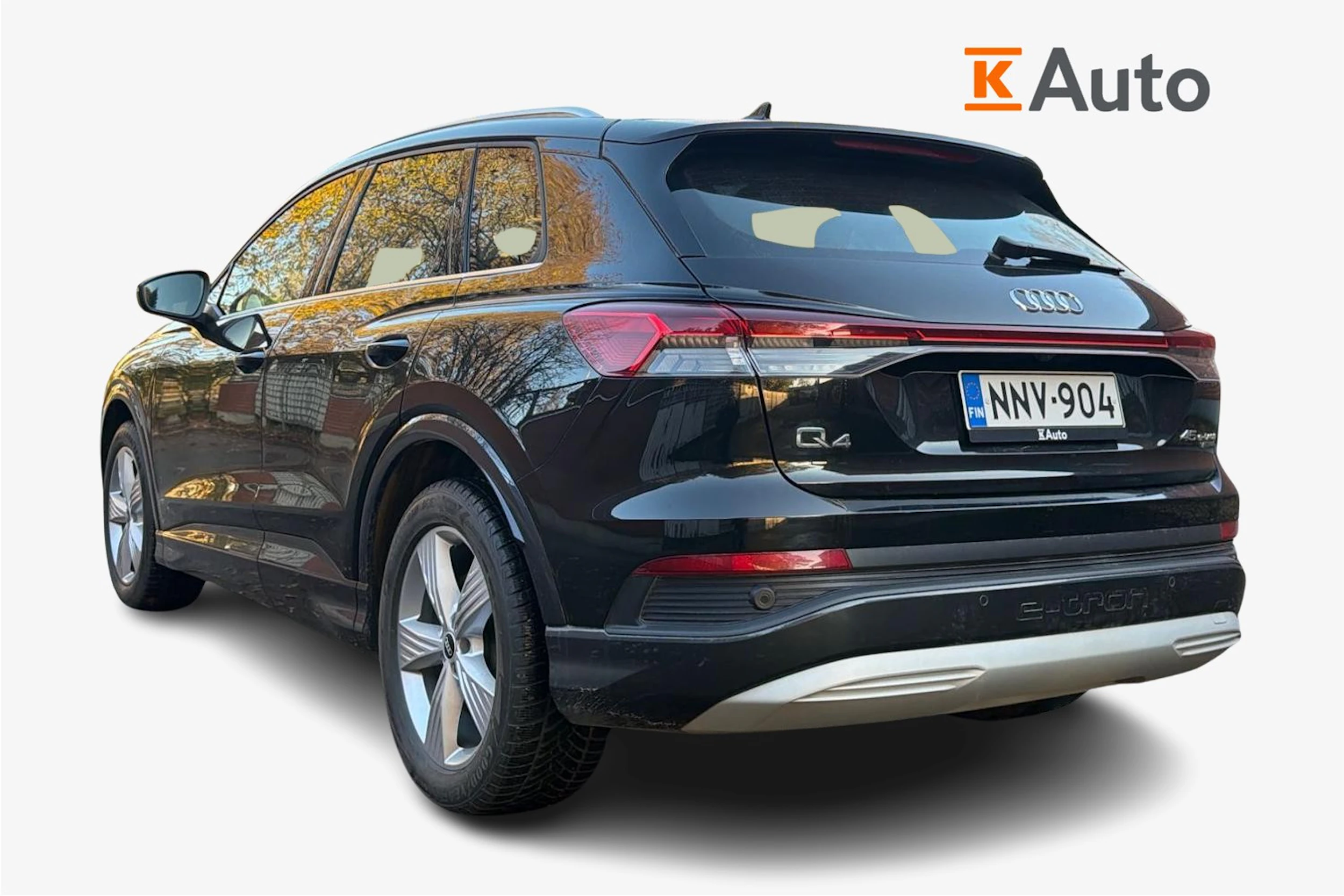 musta Audi Q4 e-tron 2024 kuva 2.