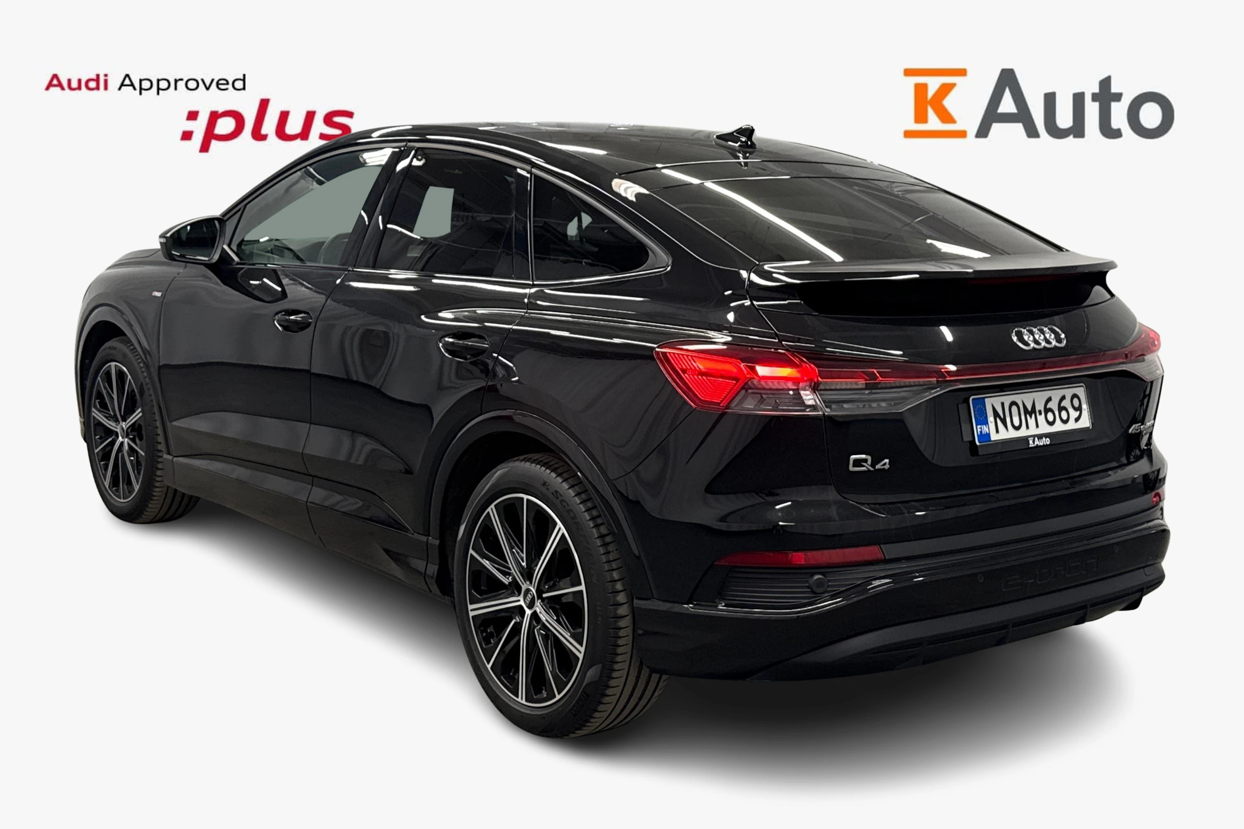 musta Audi Q4 e-tron 2024 kuva 2.