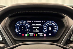 musta Audi Q4 e-tron 2024 kuva 14.