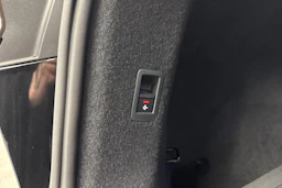 musta Audi Q4 e-tron 2024 kuva 30.