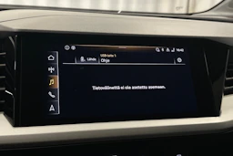 musta Audi Q4 e-tron 2024 kuva 19.
