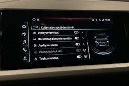 musta Audi Q4 e-tron 2024 kuva 26.
