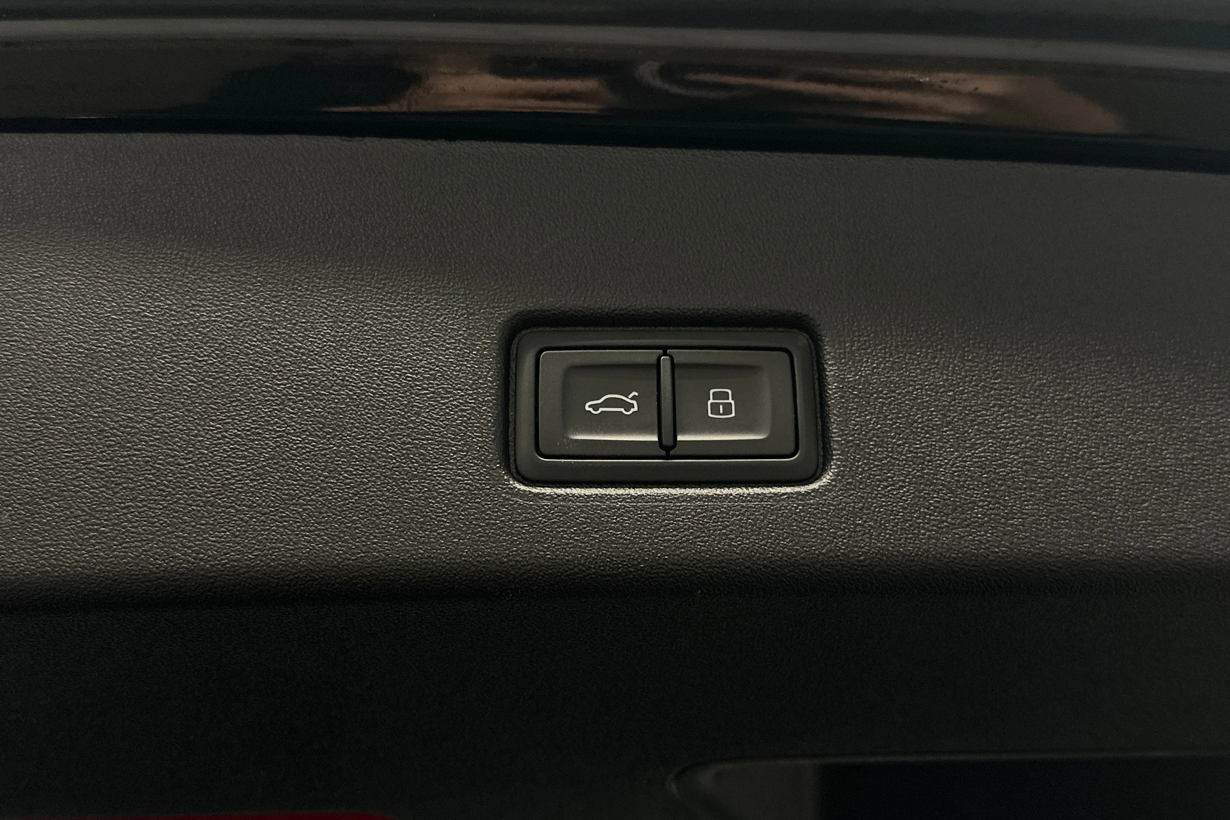 musta Audi Q4 e-tron 2024 kuva 38.