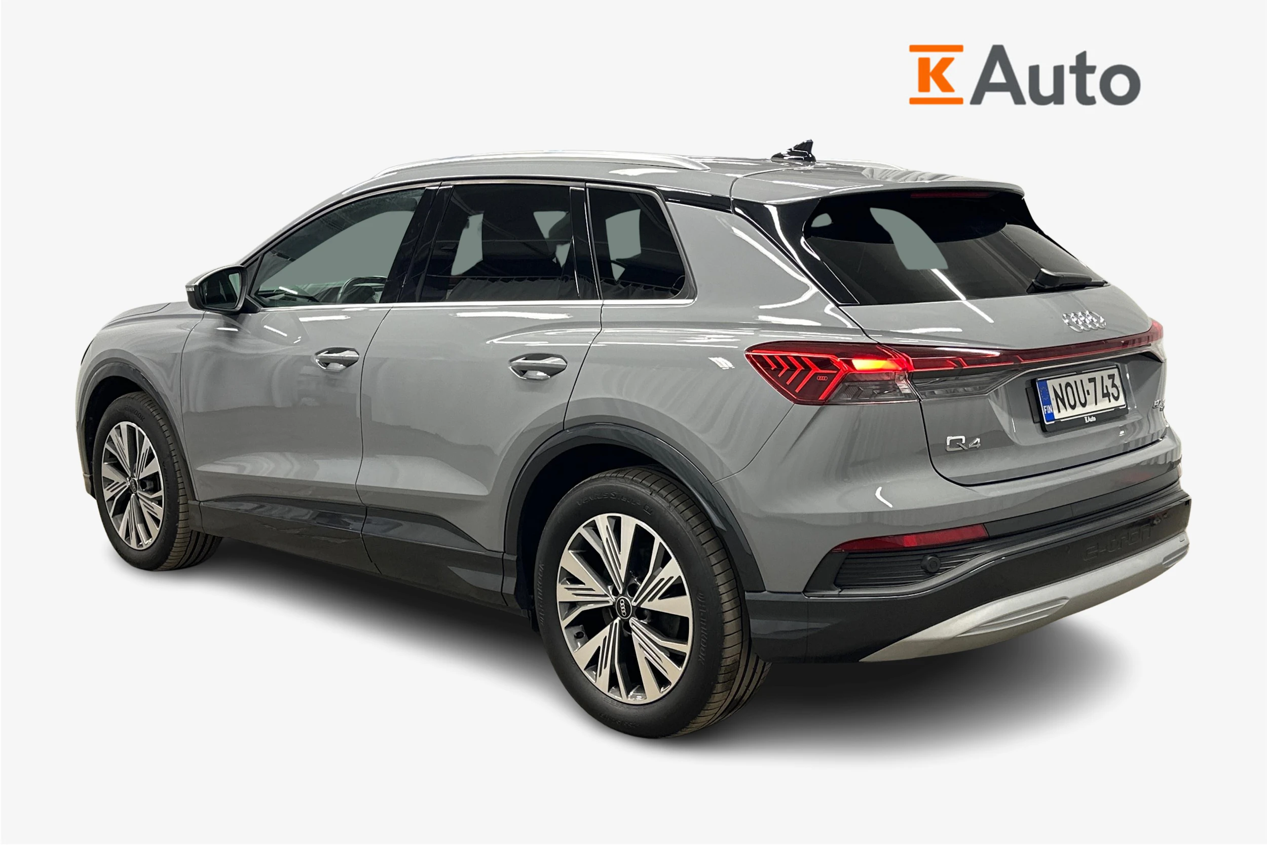 harmaa Audi Q4 e-tron 2024 kuva 2.