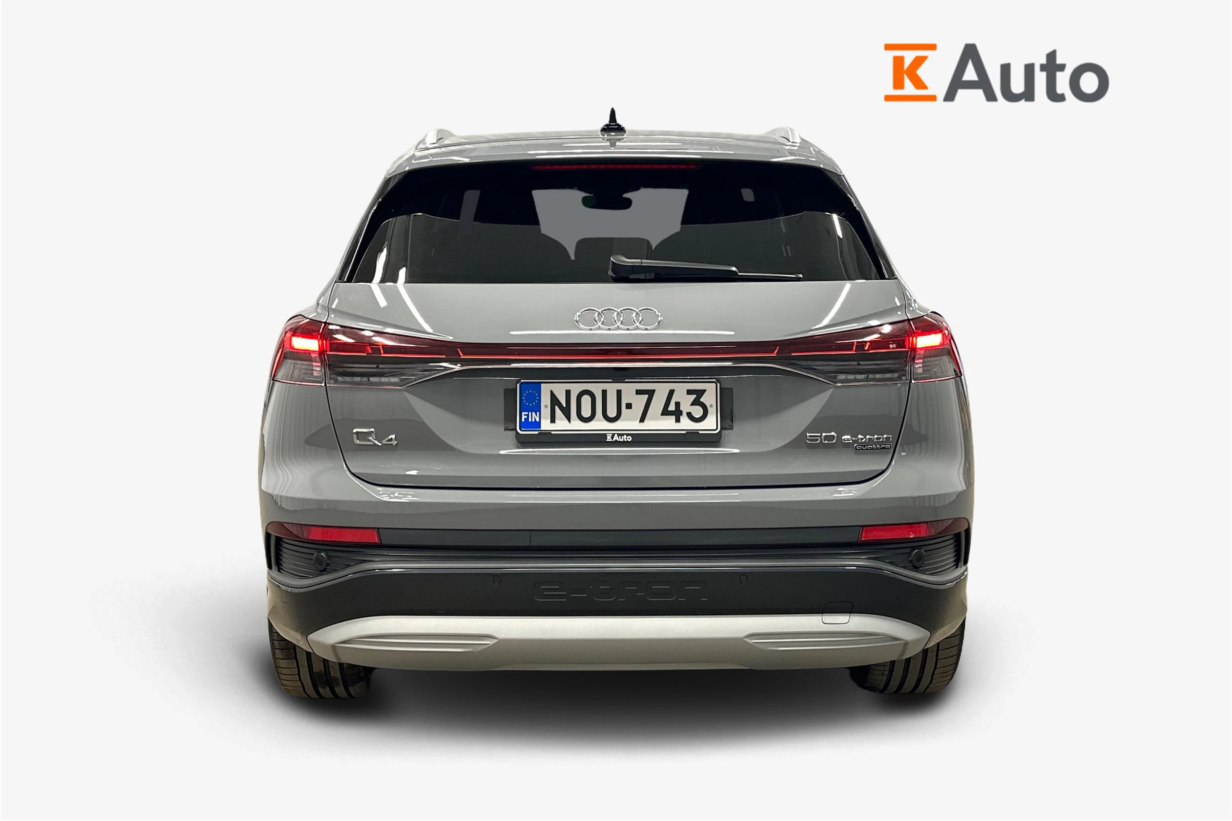 harmaa Audi Q4 e-tron 2024 kuva 3.