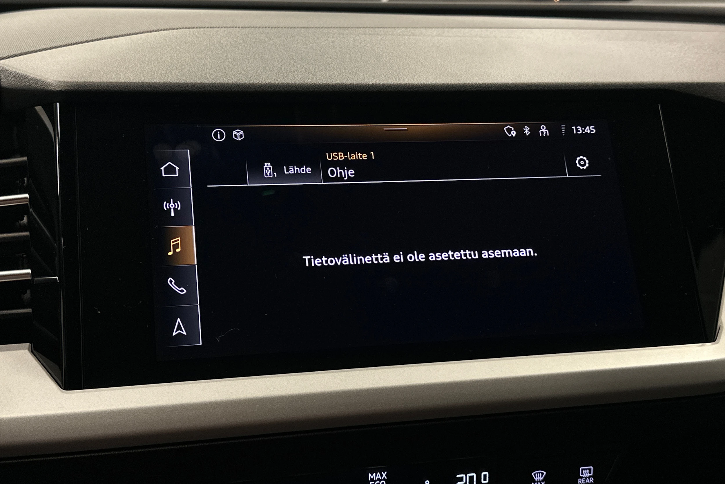 harmaa Audi Q4 e-tron 2024 kuva 19.