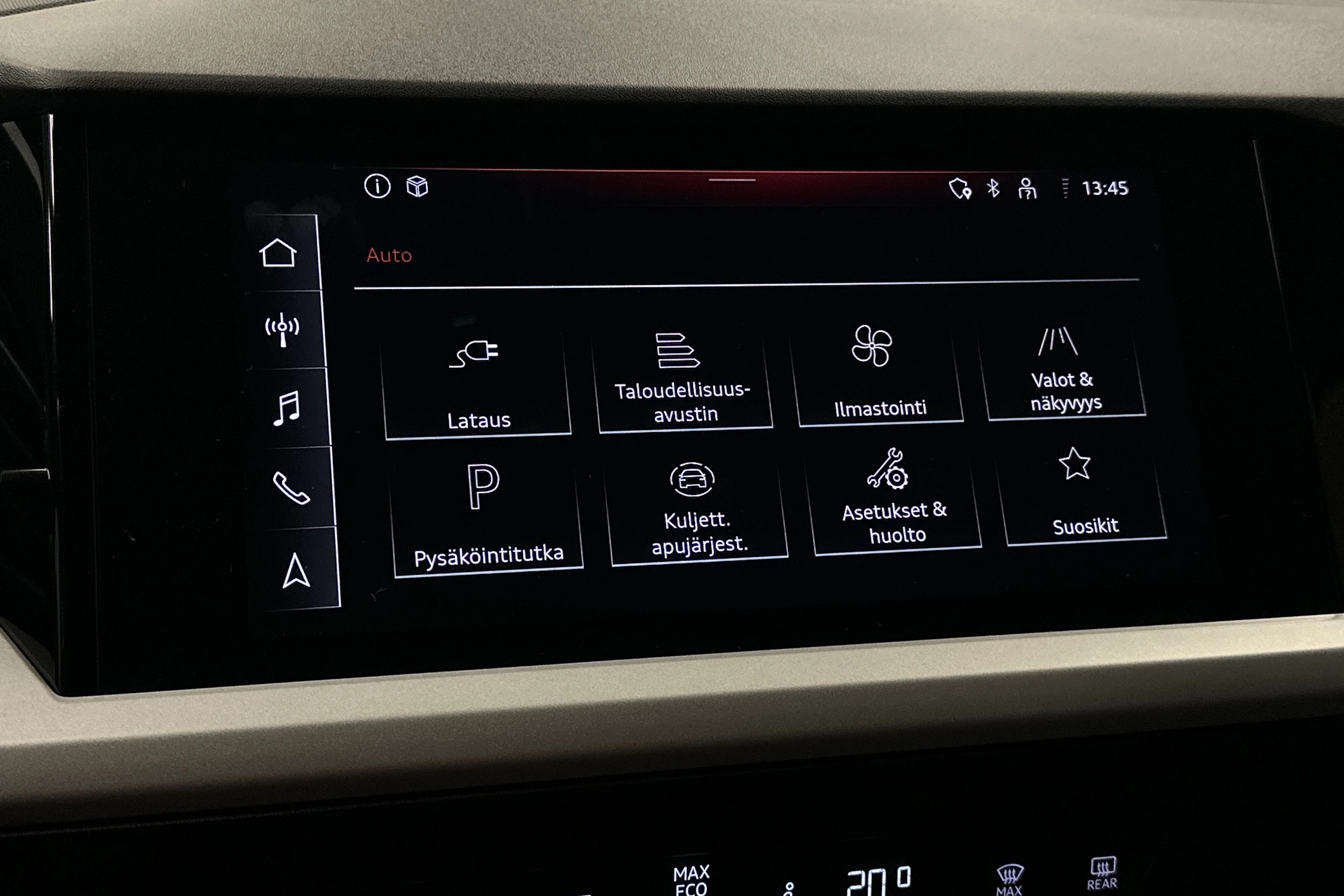 harmaa Audi Q4 e-tron 2024 kuva 22.