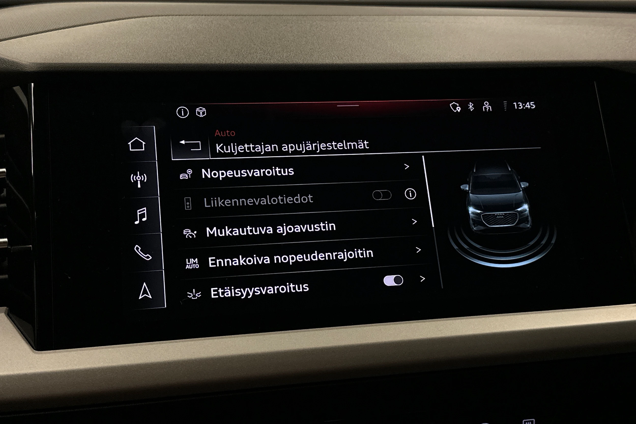 harmaa Audi Q4 e-tron 2024 kuva 23.