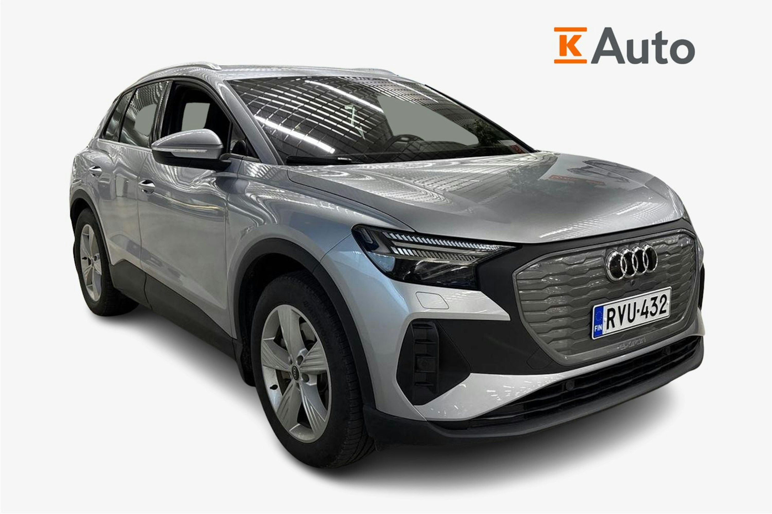 harmaa Audi Q4 e-tron 2024 kuva 1.