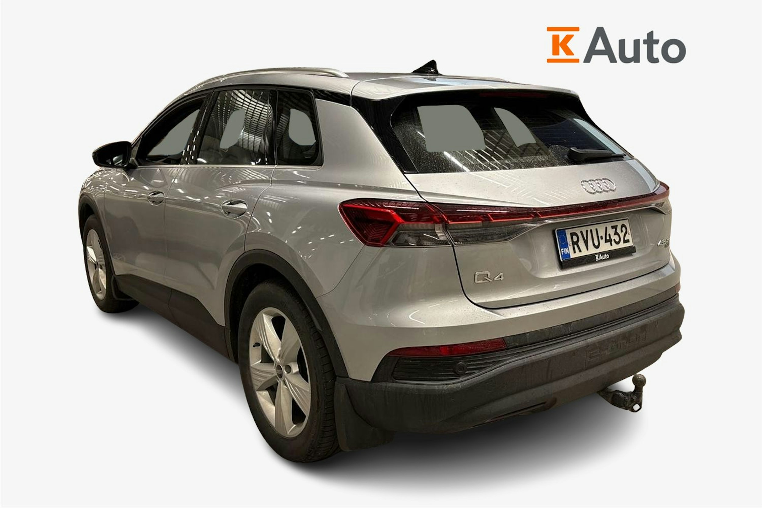 harmaa Audi Q4 e-tron 2024 kuva 2.