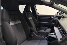 harmaa Audi Q4 e-tron 2024 kuva 14.