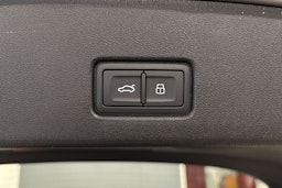 harmaa Audi Q4 e-tron 2024 kuva 16.