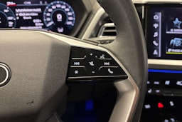 harmaa Audi Q4 e-tron 2024 kuva 20.