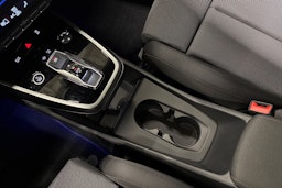 harmaa Audi Q4 e-tron 2024 kuva 30.