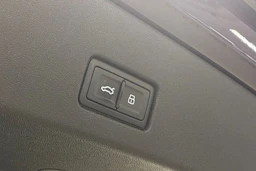 Violetti Audi Q4 e-tron 2024 kuva 25.