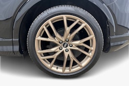 musta Audi Q4 e-tron 2024 kuva 9.