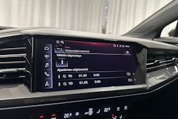 musta Audi Q4 e-tron 2024 kuva 19.