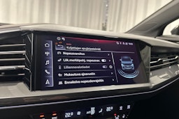 musta Audi Q4 e-tron 2024 kuva 20.