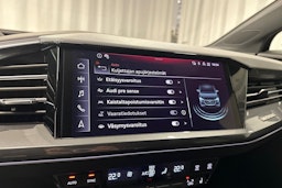 musta Audi Q4 e-tron 2024 kuva 21.