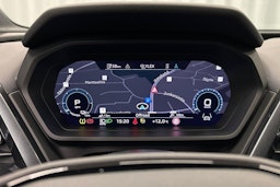 sininen Audi Q4 e-tron 2024 kuva 19.