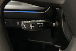 sininen Audi Q4 e-tron 2024 kuva 20.