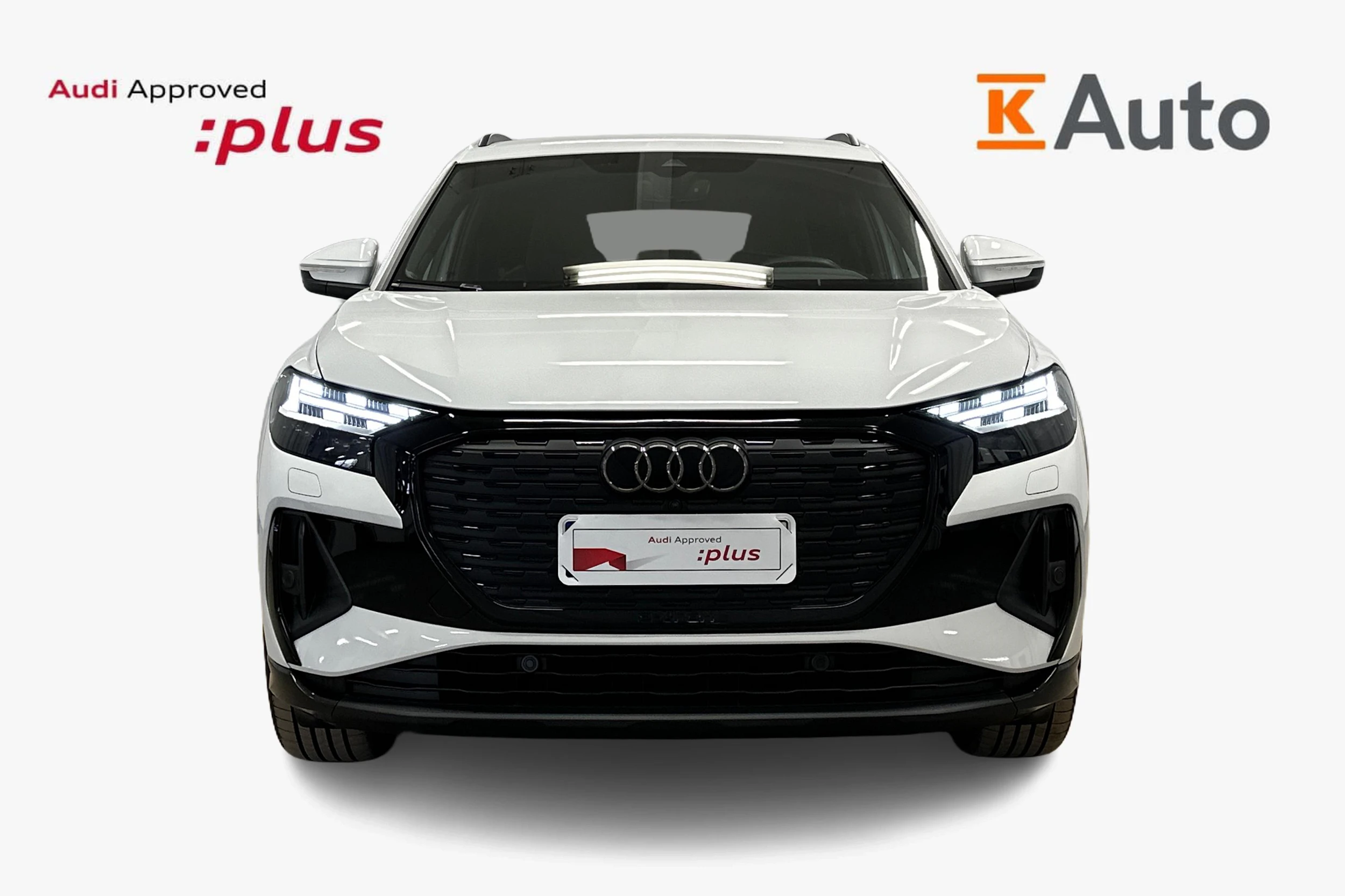 valkoinen Audi Q4 e-tron 2024 kuva 4.