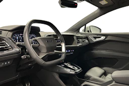 valkoinen Audi Q4 e-tron 2024 kuva 6.