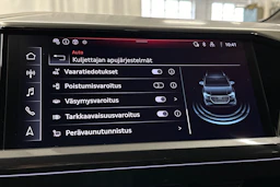 valkoinen Audi Q4 e-tron 2024 kuva 24.