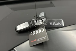 valkoinen Audi Q4 e-tron 2024 kuva 29.