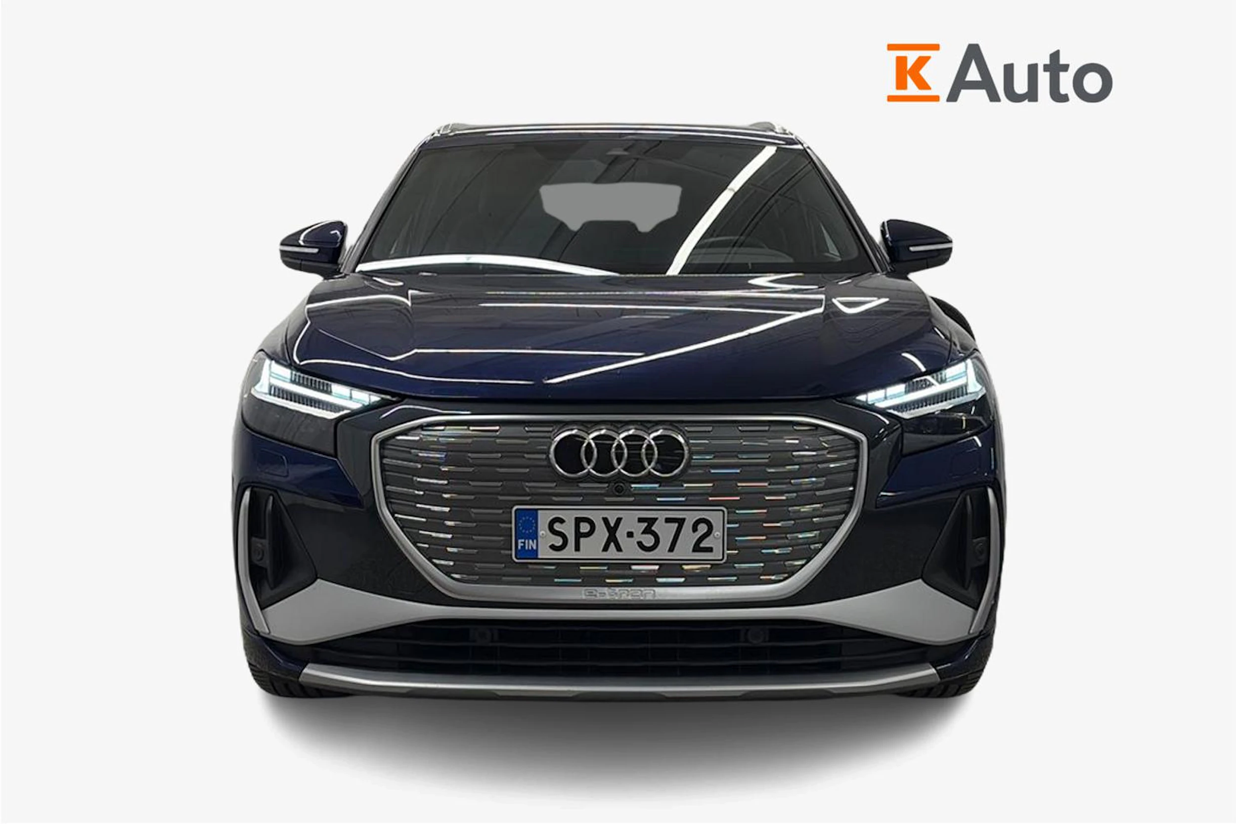 Sininen Audi Q4 e-tron 2024 kuva 5.