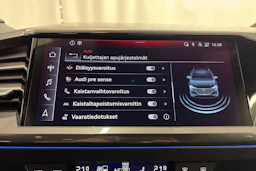 Sininen Audi Q4 e-tron 2024 kuva 30.
