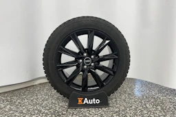 musta Audi Q4 e-tron 2024 kuva 13.