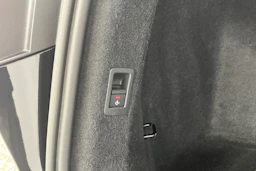 musta Audi Q4 e-tron 2024 kuva 17.