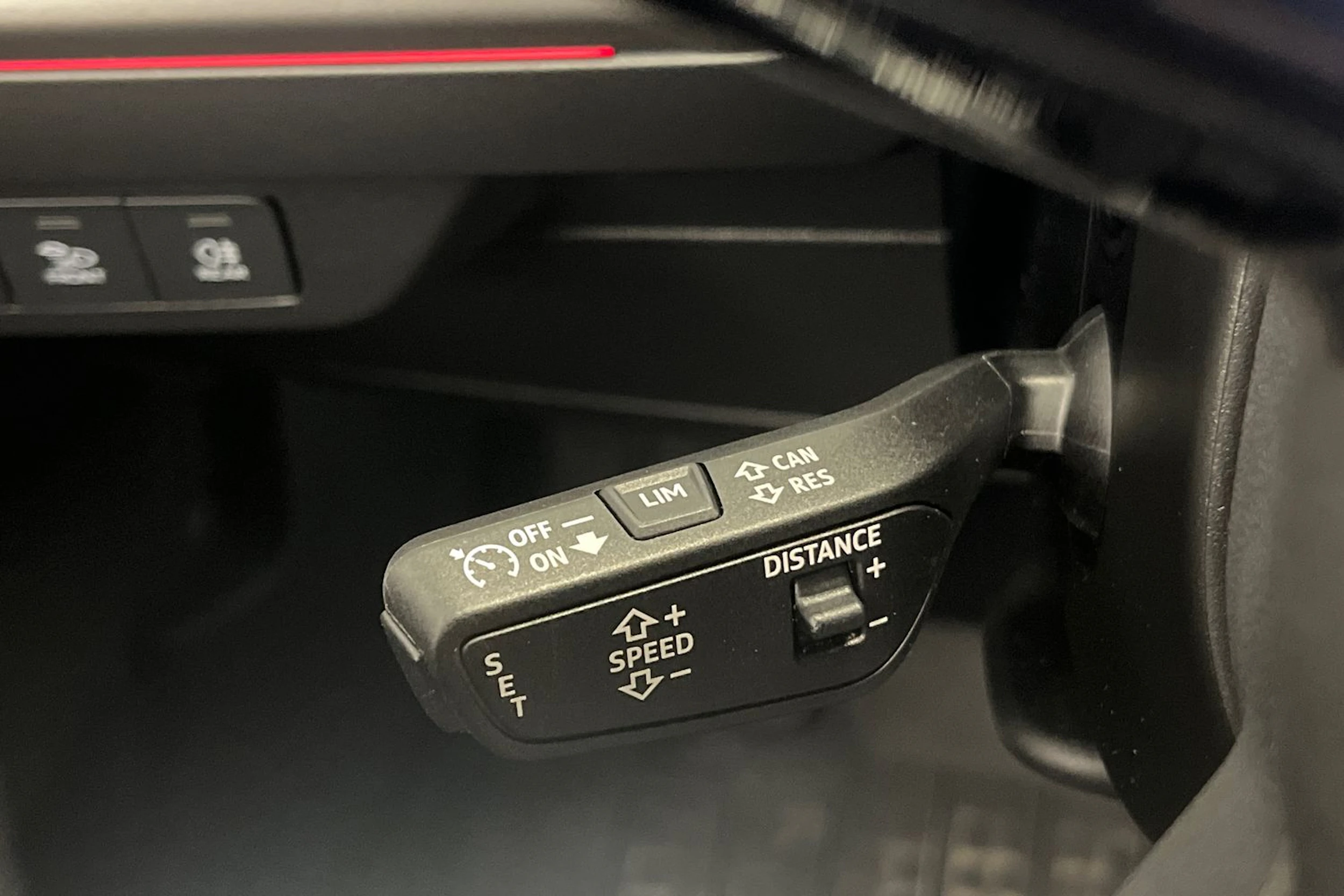 musta Audi Q4 e-tron 2024 kuva 25.
