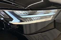 met. musta Audi Q4 e-tron 2024 kuva 20.