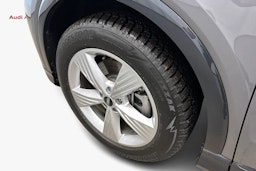 harmaa Audi Q4 e-tron 2024 kuva 11.