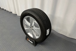 harmaa Audi Q4 e-tron 2024 kuva 12.