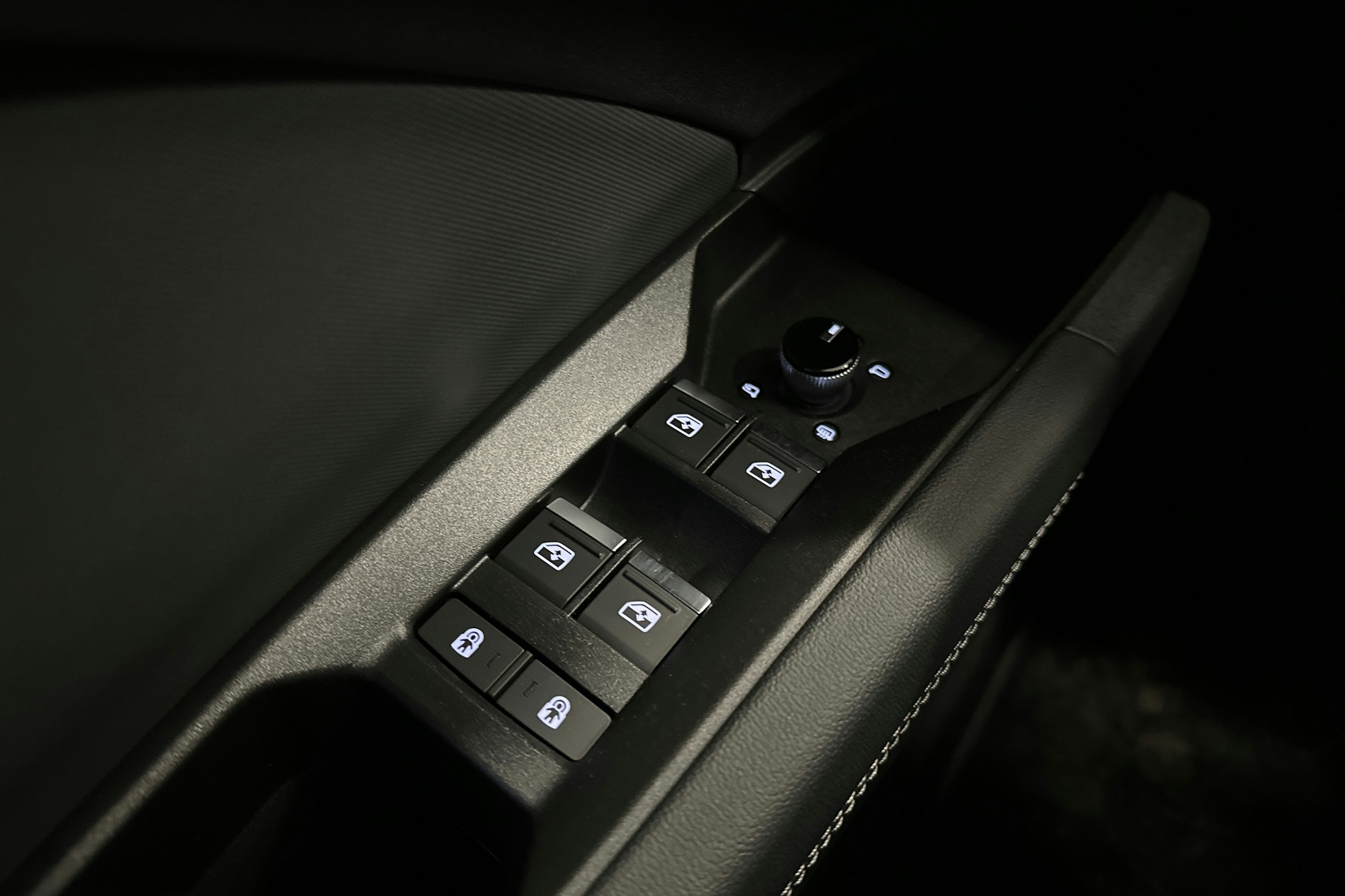 harmaa Audi Q4 e-tron 2024 kuva 17.