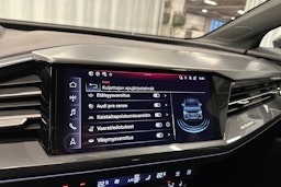 harmaa Audi Q4 e-tron 2024 kuva 25.