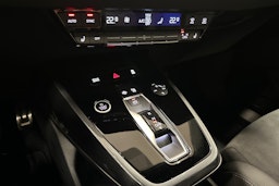 harmaa Audi Q4 e-tron 2024 kuva 26.