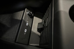 harmaa Audi Q4 e-tron 2024 kuva 27.